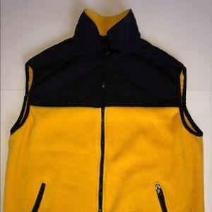 Timberlain black an yellow vest